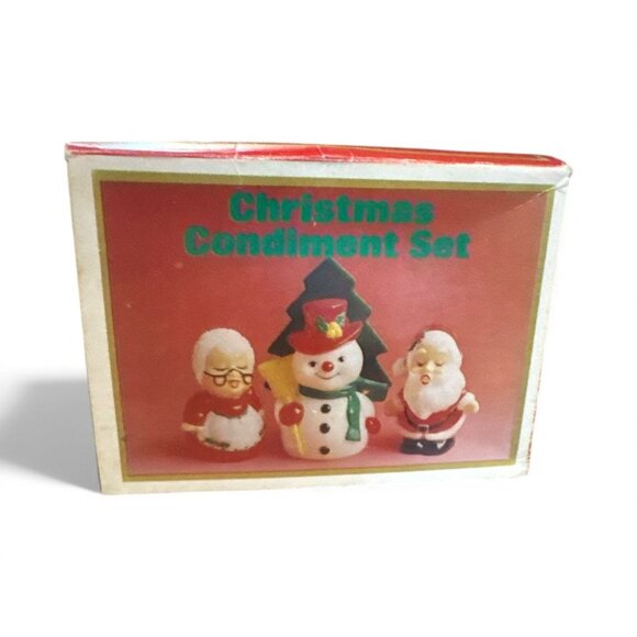 Vintage Christmas Kissing Santa & Mrs. Claus Salt and Pepper Shaker - Festive Ho - Picture 2 of 6